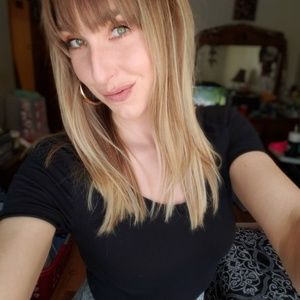 Meet your Posher, Jackie